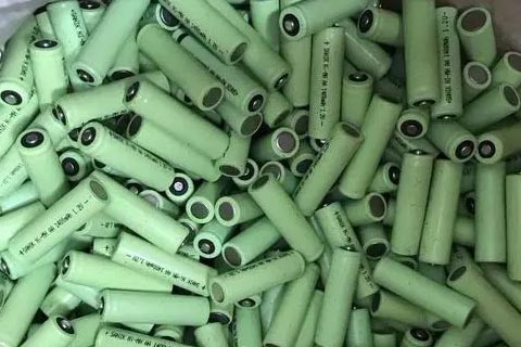 海淀收购钴酸锂电池公司-铅酸电池旧电池回收